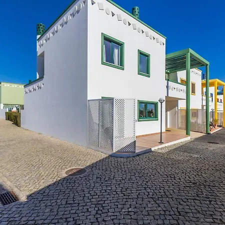 Acoteias Do Alto A By Algarvemanta 曼塔罗塔